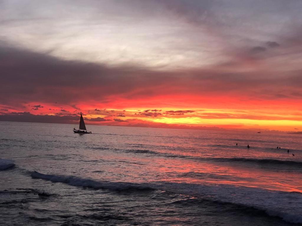 Sunset Over The Sea Playa de las Americas  Exterior photo